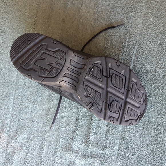 New Balance Runners - Picture 4 of 7